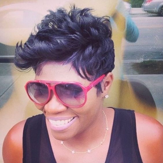 20 Modern Short Natural Curly Hairstyles for Older Black Ladies Wavy-pompadour