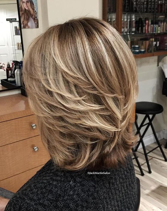 beautiful layered shag haircut style for older women with medium hair