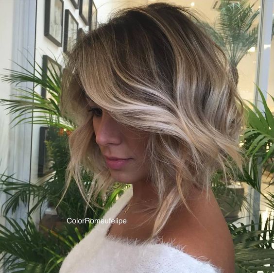 8 Fantastic Short Stacked Hairstyles gorgeous-brown-bob-with-curl-hairstyle