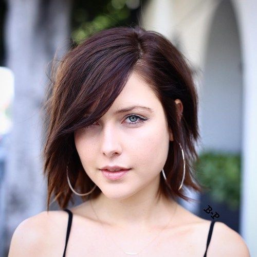 8 Fantastic Short Stacked Hairstyles look-classy-with-a-line-bob-hairstyle