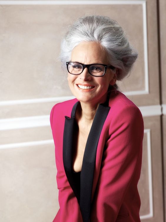 56 Short Hairstyles for Women Over 60 with Glasses (Updated 2021) unique-looking-short-edgy-haircut-for-over-60-women