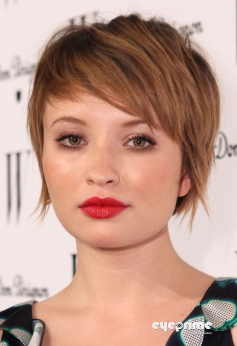 60 Excellent Short Hairstyles for Round Faces to Look Stunning Long-pixie-haircut