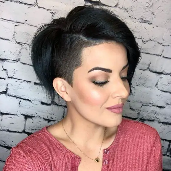 60 Excellent Short Hairstyles for Round Faces (Updated 2022) Pixie-cuts-with-shaved-sides