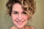 Beautiful Asymmetrical Short Curly Hairstyle For Over 50 Women