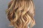 Fabulous Curly Bob With Layers That Older Women With Thick Hair Could Try