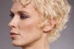 Gorgeous And Trendy Short Curly Pixie Haircut That Fit With Older Women