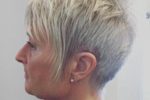 Pretty Looking Teased Choppy Hairstyle For Women Over 60