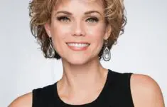 45 Short Shag Haircuts for Women Over 50 for Stylishness with Youthful Appearance b1bd10a1c3e294ced40487129814c832-235x150