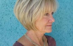 45 Wedge Haircuts for Women Over 50 for Those into Simple and Classic Appearance c50cc45d82e1e9a009dfe29b52cc260f-235x150