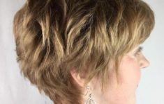 45 Short Hairstyles for Grey Hair and Glasses that Make Older Women Still Looking Stylish voluminous_pixie_cut_for_the_aged_women_4-235x150