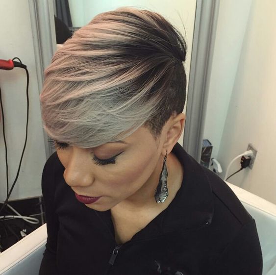 30 Inspiring Pixie Haircuts for Women Over 60 Years Old Quick-weave-pixie-cut