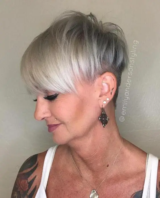 Super Edgy Pixie Hairstyle for Women Over 50 with Fine Hair 3