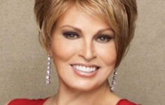 54 Best Women’s Hairstyles for over 40 and Overweight Short-Bob-Hairstyle-for-over-40-and-Overweight-Women-3-235x150