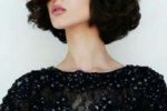 Short Thick Curly Hairstyle For Wedding 3