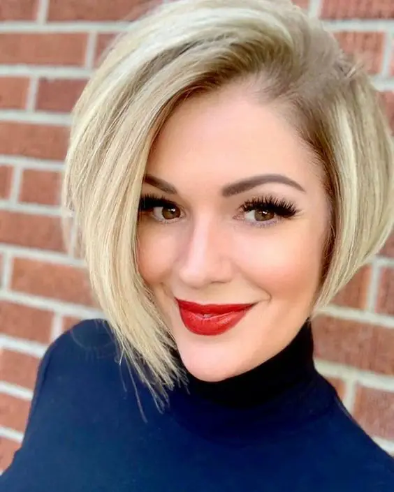 15 Casual Short Hairstyles for Women Over 50 (Updated 2022) Asymmetrical-short-bob