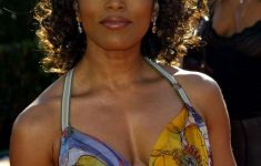 Angela Bassett Hairstyles As Inspiration to Consider for Women with Darker Skin Tone 826222c6a82b32206dffd60408bac4b0-235x150