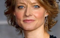 Jodie Foster Short Haircut for Women with Short to Medium Hair Length to Consider 8d4aee6e09abebb69d784de71801ab3a-235x150