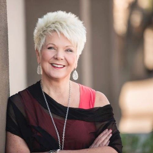 Easy and Sassy Short Spiky Hairstyles for Older Women to Get Youthful and Flattering Look 806b6ef69e3ba32d342ca661d2d2eb8c