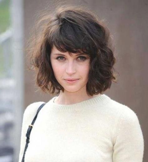 Wavy Bob Hairstyle with Side Bangs