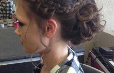 Top 2019 Short Prom Hairstyles That You Should Check 85ddde4e5b536907ef8d005ff5e65eb2-235x150