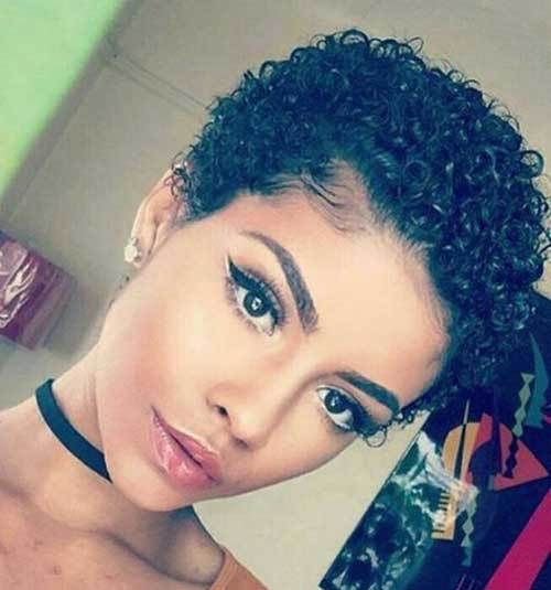 African American Short Hairstyles to Get the Perfect Style for Your Appearance e7a4c944ffc924d4fb978b5180f3ad26