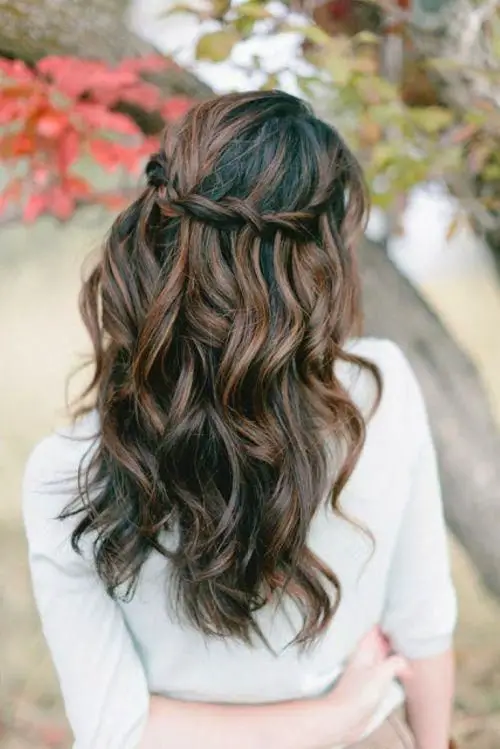 Formal Hairstyles for Women to Elegantly Go with Your Dress without Even Upstaging It