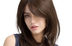 6 Trendy Medium Length Hairstyles to Enhance Your Look 85f84a560e4373d06a928d9848679222-235x150
