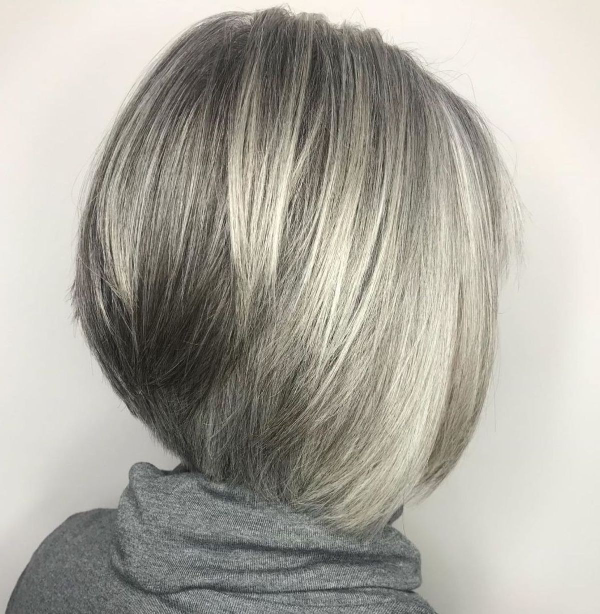 Medium Rounded Bob with Layers