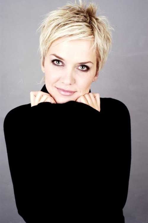 45 Perfect Spiky Hairstyles for Older Women Slick-and-spiky-pixie