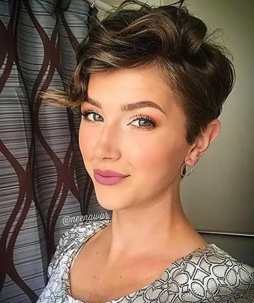 wavy pixie cut 8 - The Best Hairstyles for Women with Short Wavy Hair ...