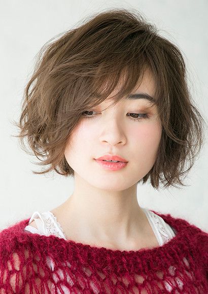 26 Gorgeous Short Hairstyles of Asian Women (Updated 2022) 08b96bdfd4b24495164f038bf43876b5
