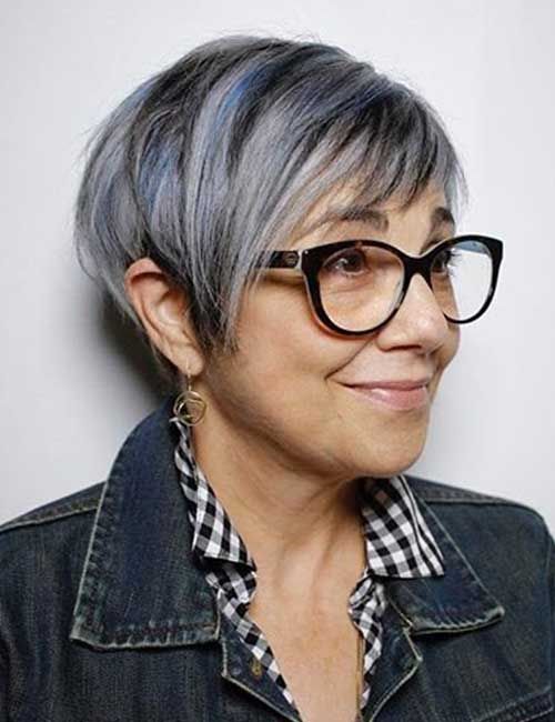 Inspiring and Easy Short Hairstyles for Older Women that Look Stunning d4ec020e35ec0981f864a8157bad3441